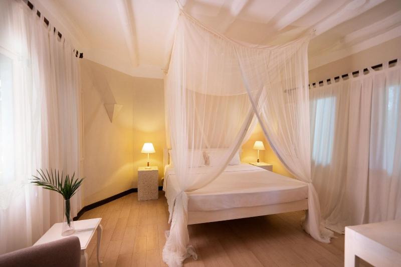 Billionaire Resort And Retreat image