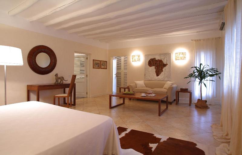 Billionaire Resort And Retreat image