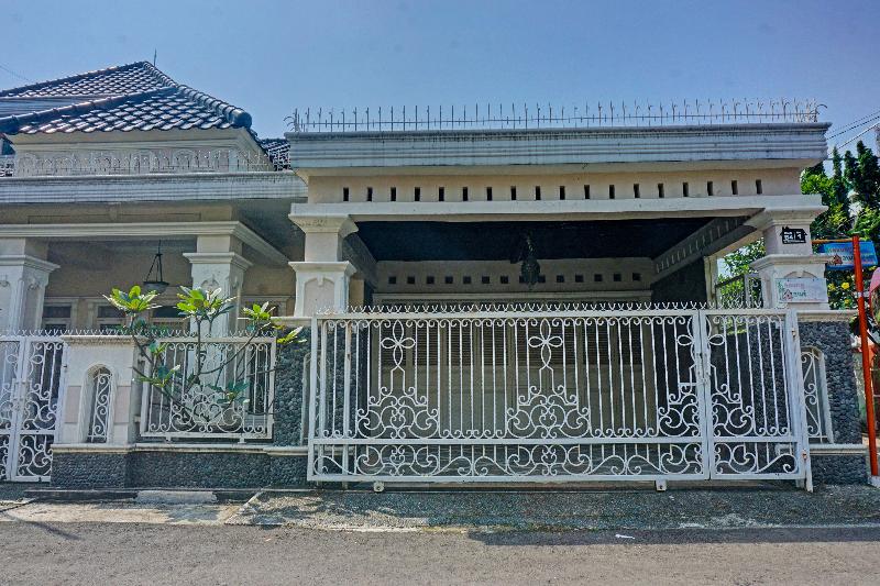 Spot On 91461 Saungawi Stay Syariah 2