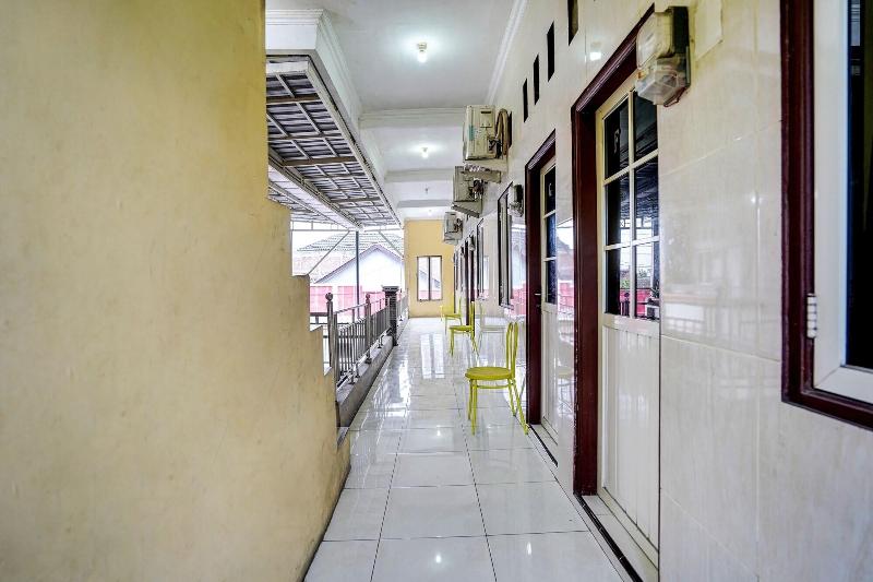 Oyo 91795 Kos Jeehel Syariah image
