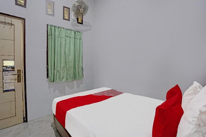 Oyo 91795 Kos Jeehel Syariah image