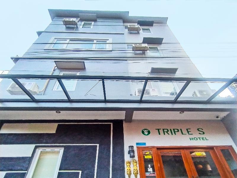 91686 Triple S Hotel Malioboro — photo 2