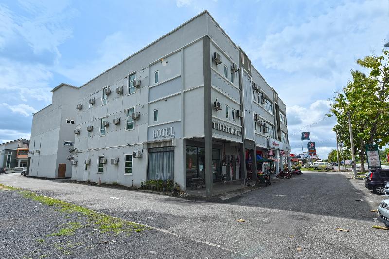 Capital O 90615 The Bed Hotel — photo 4