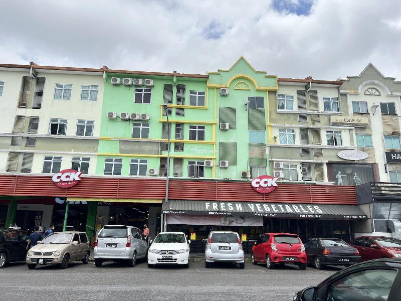 90621 Stutong Stay — exterior view