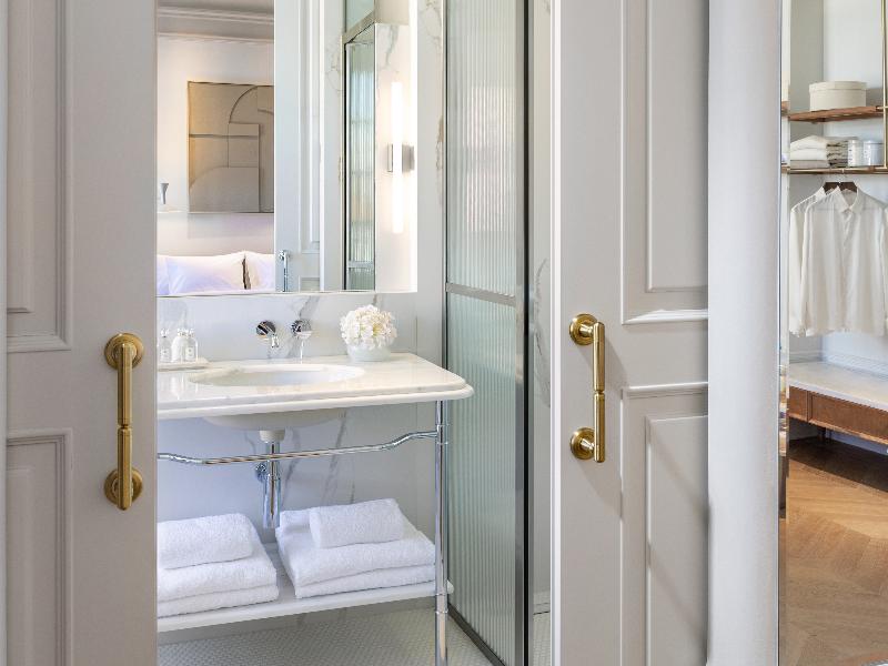 THE DOLLI at Acropolis, A Hotel to Live image