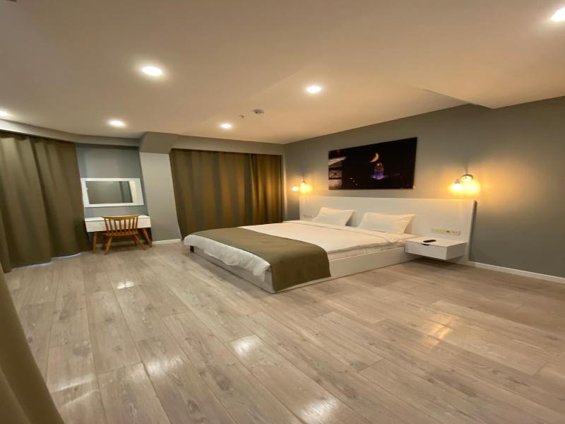 Li Hotel Pera image
