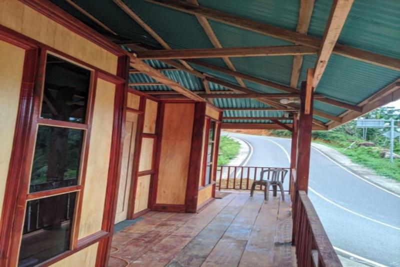 EXPRESS O 91702 Mandeh Homestay Syariah
