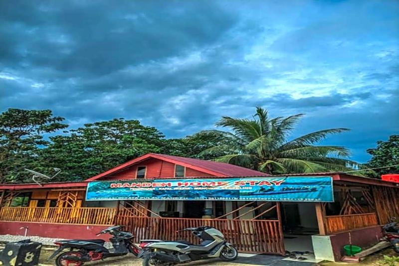 EXPRESS O 91702 Mandeh Homestay Syariah