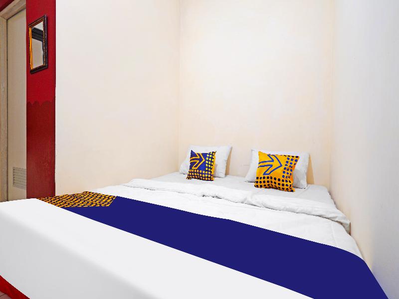 Spot On 91602 Red House Rents Syariah 4
