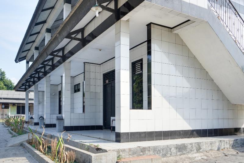 Spot On 91797 Mutiara Guest House image
