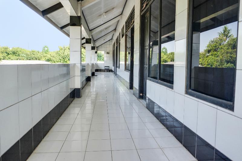 Spot On 91797 Mutiara Guest House image