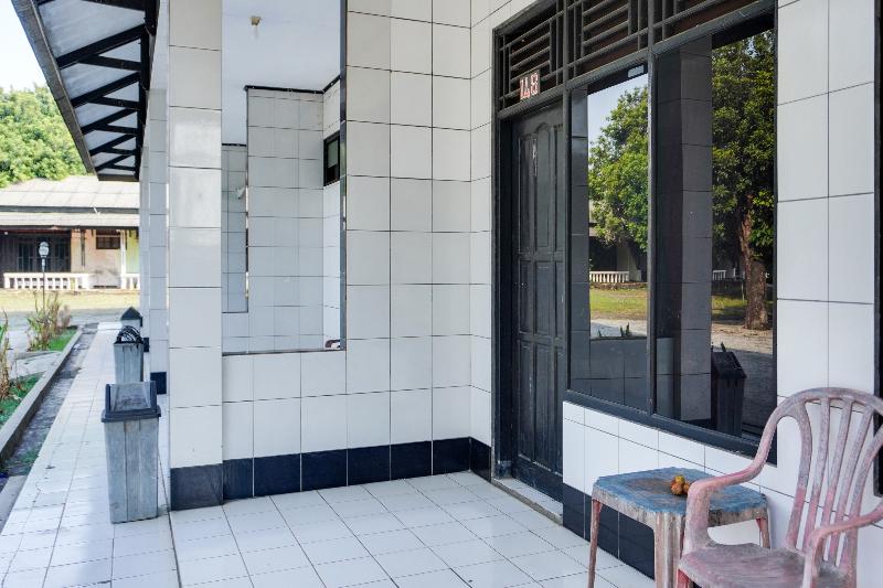 Spot On 91797 Mutiara Guest House image