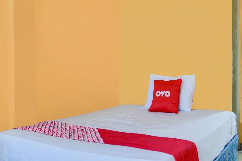 Spot On 91797 Mutiara Guest House image