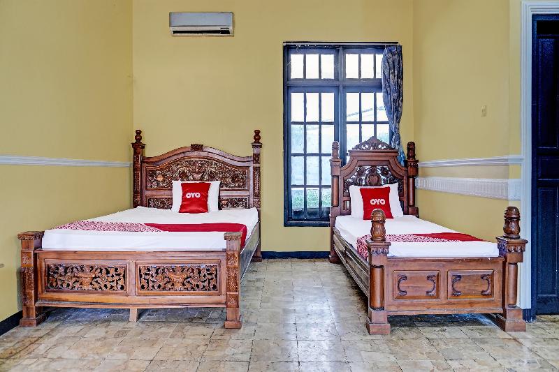 Oyo 91798 Hotel Grand Mutiara image