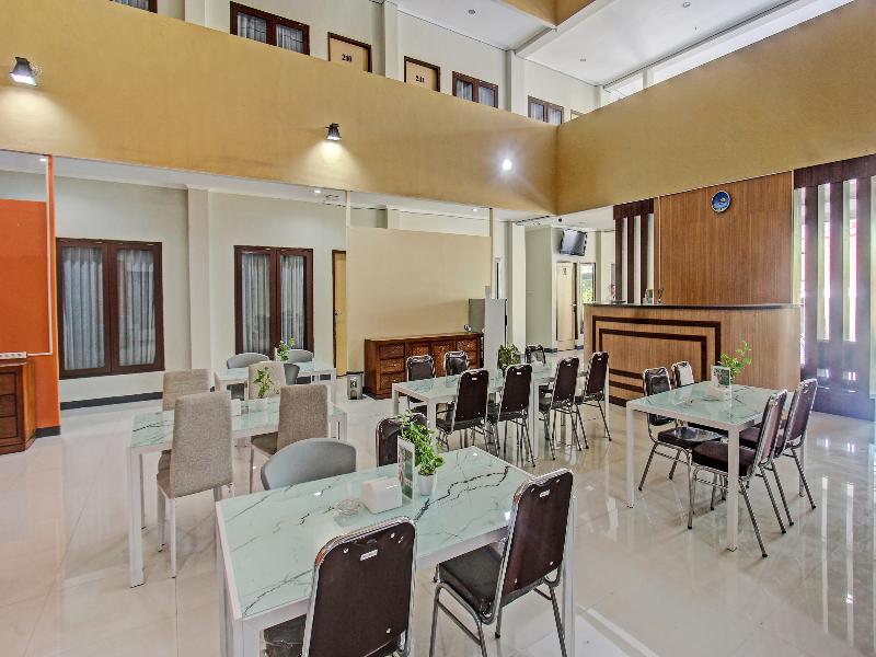 Collection O 91617 Hotel Mutiara Lombok image
