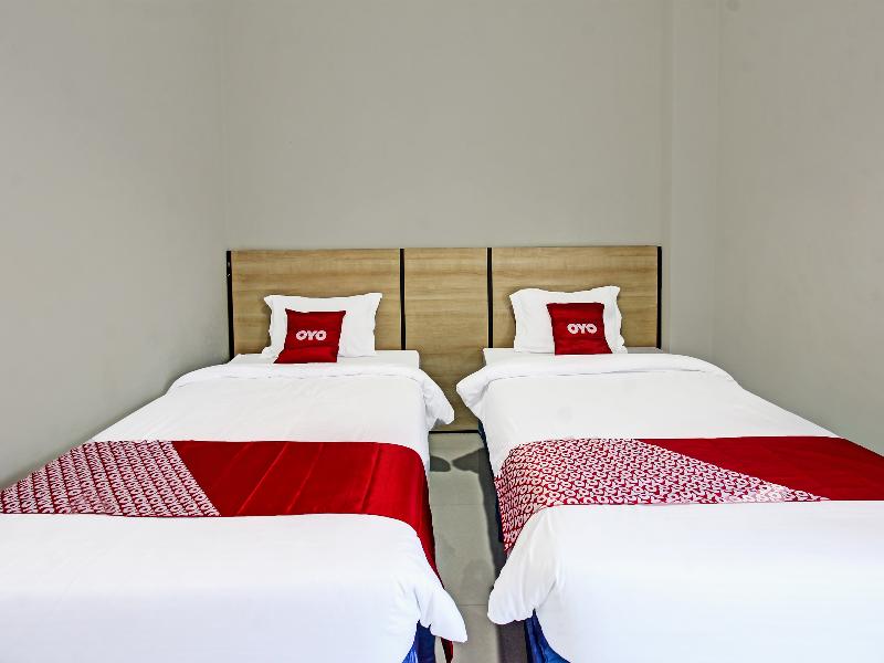 Collection O 91617 Hotel Mutiara Lombok image