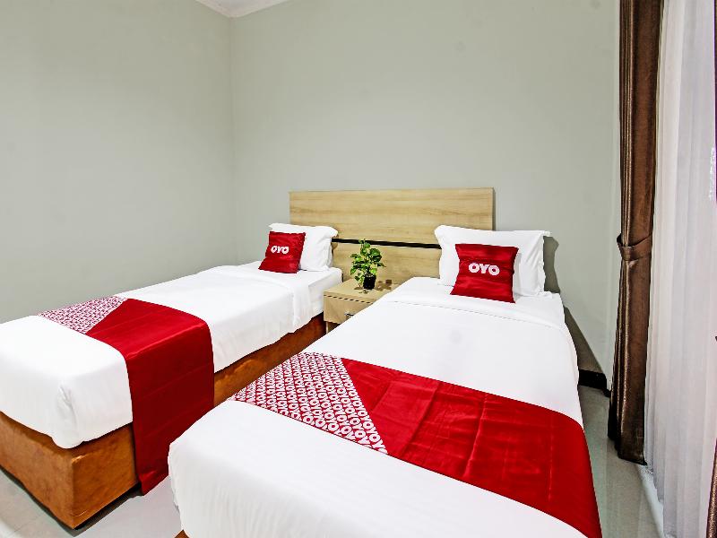 Collection O 91617 Hotel Mutiara Lombok image