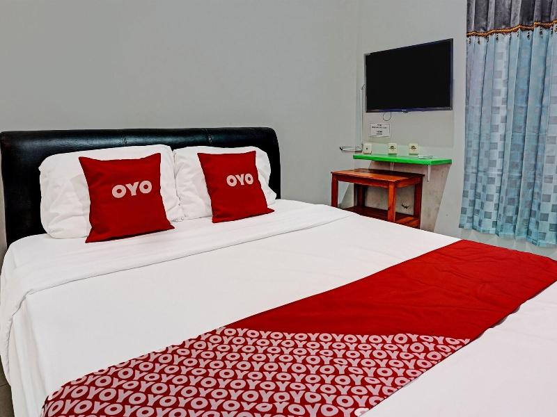 Oyo 91599 Penginapan Mutiara Madiun image