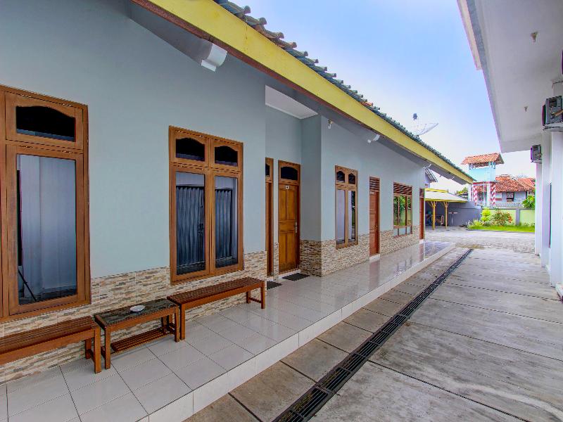 Oyo 91748 Wisma Pkpri Purworejo image