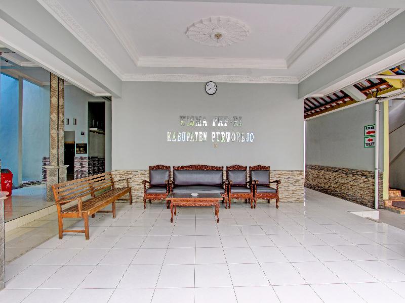Oyo 91748 Wisma Pkpri Purworejo image