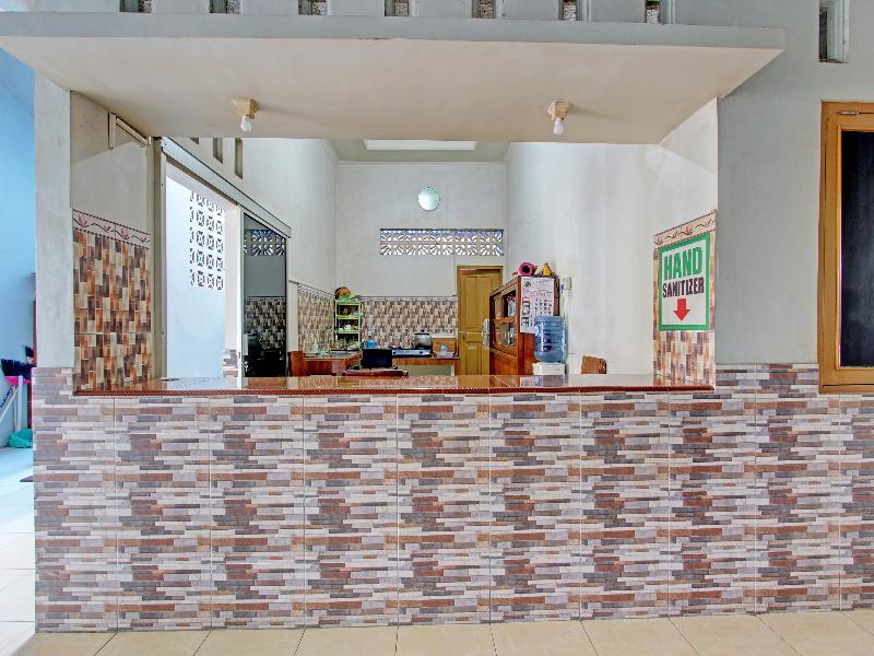 Oyo 91748 Wisma Pkpri Purworejo image