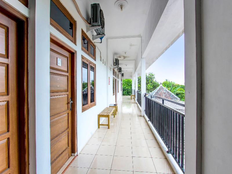 Oyo 91748 Wisma Pkpri Purworejo image