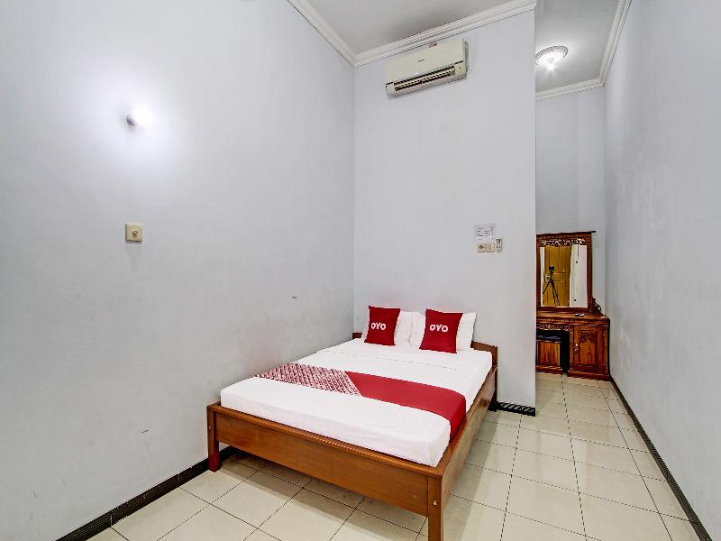 Oyo 91748 Wisma Pkpri Purworejo image