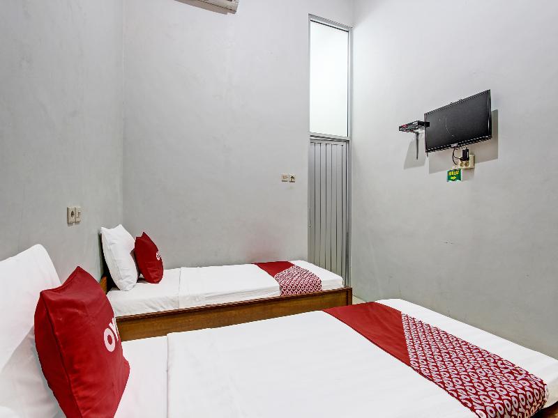 Oyo 91748 Wisma Pkpri Purworejo image
