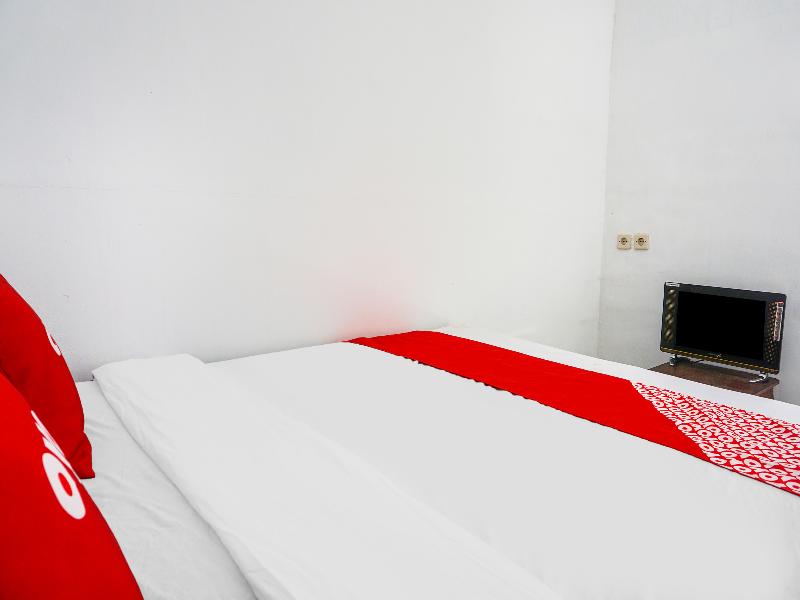 Oyo 91544 Homestay Biru Blukid image