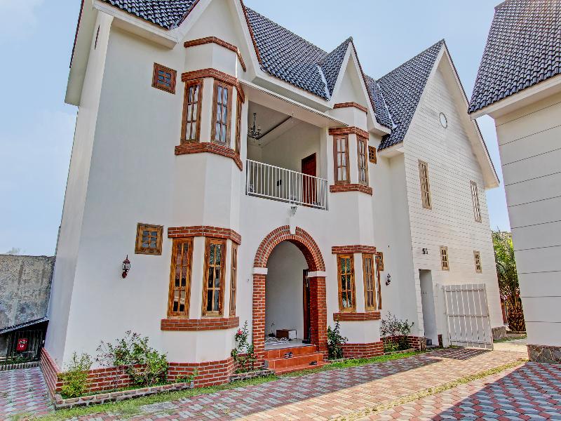 Collection O 91629 Ndalem Abhirama