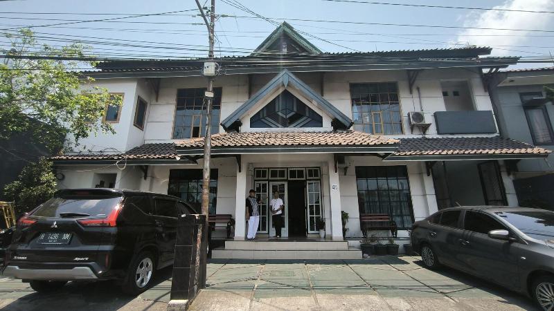 91525 Hotel Bugisan — photo 2