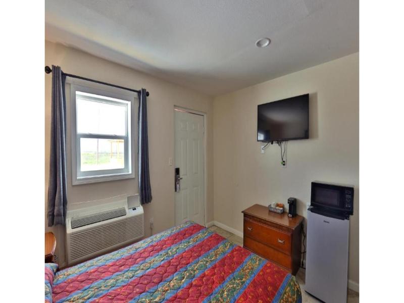 DOUBLE KING BED NON SMOKING