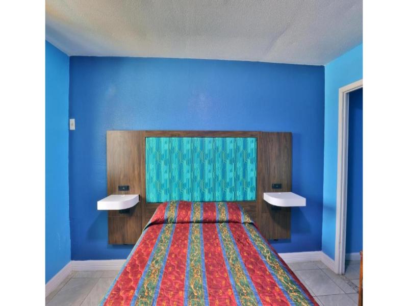 DOUBLE KING BED NON SMOKING