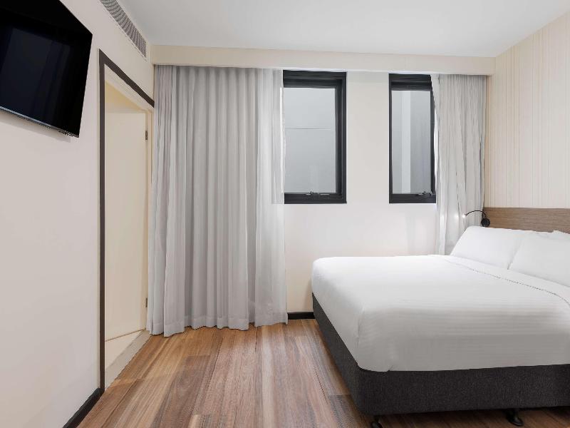 Best Western Queen Victoria Market Hotel image