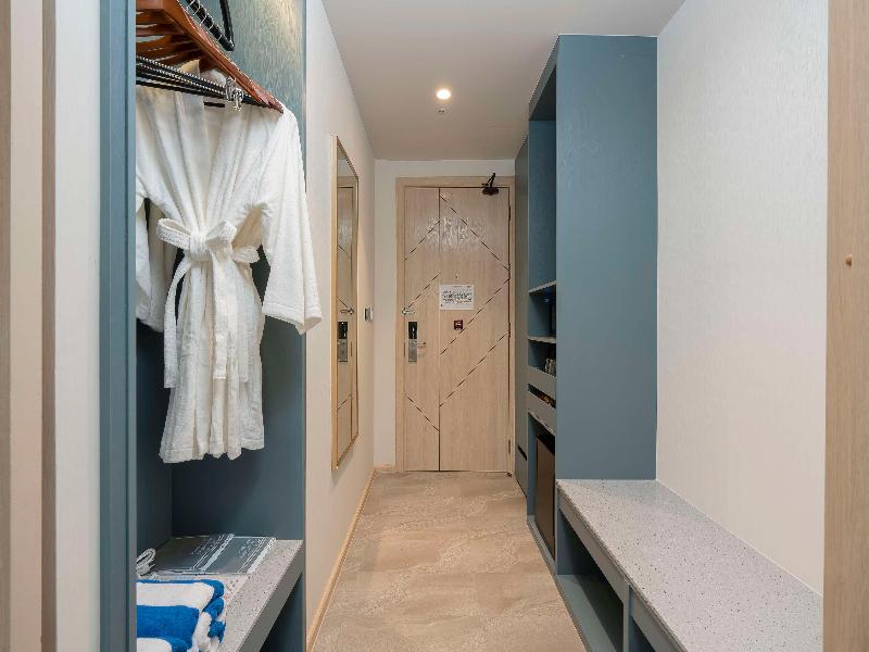 Best Western Plus Carapace Hotel Hua Hin image