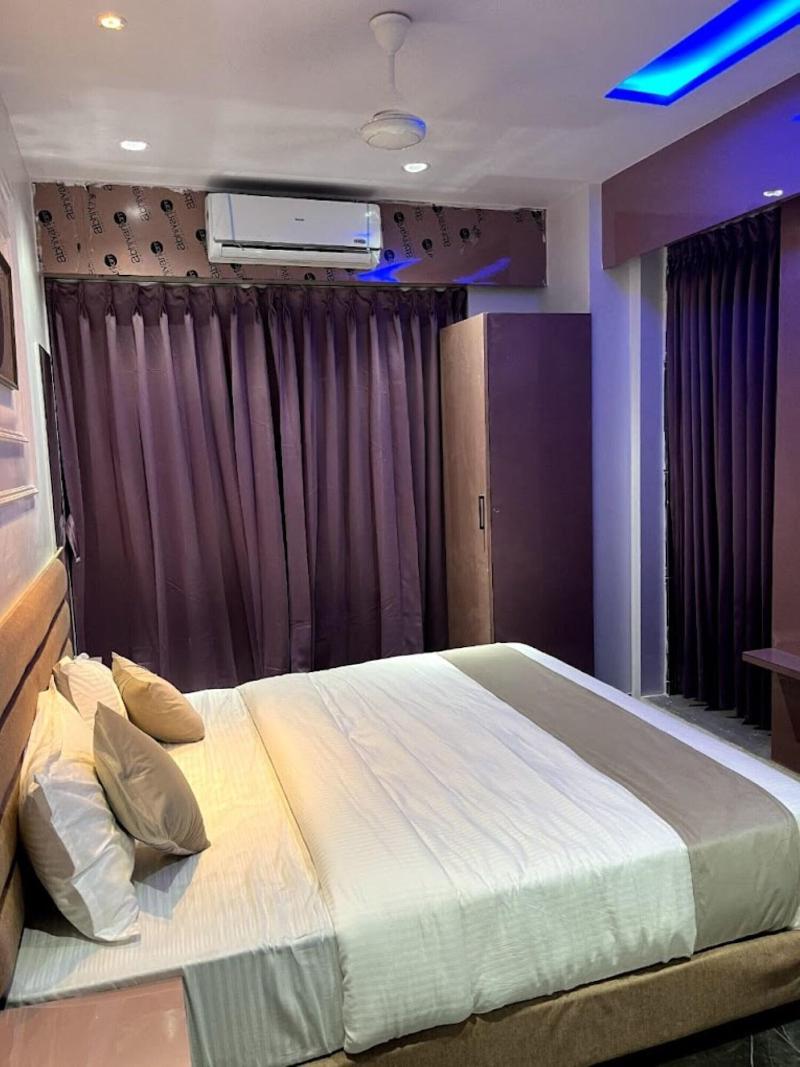 Hotel Czar Inn