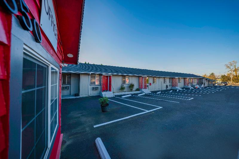 OYO Hotel Portland OR near Airport image