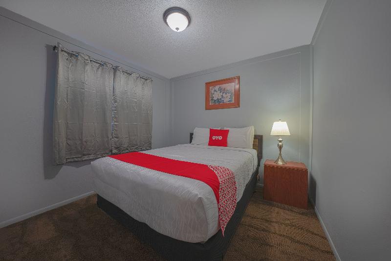 OYO Hotel Portland OR near Airport image