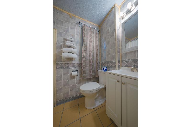 OYO Hotel Portland OR near Airport image