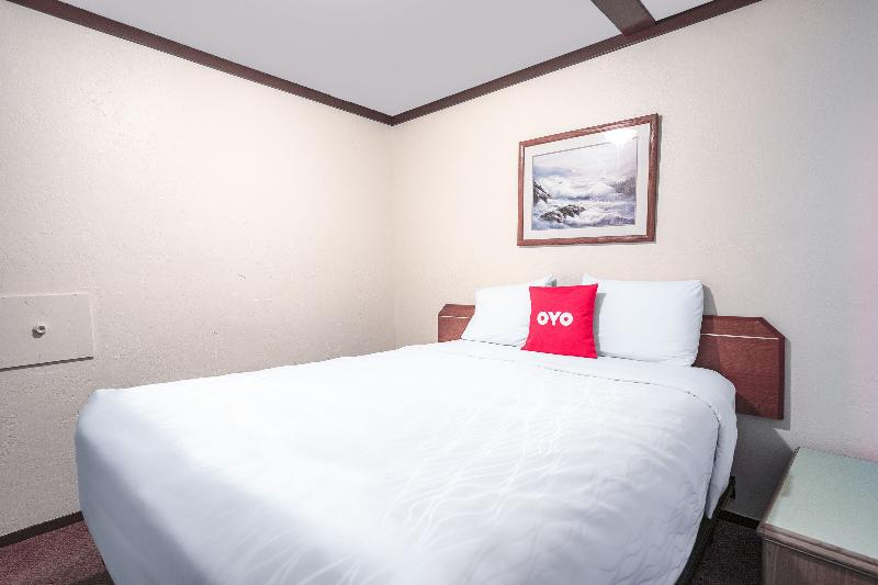 OYO Hotel Portland OR near Airport image