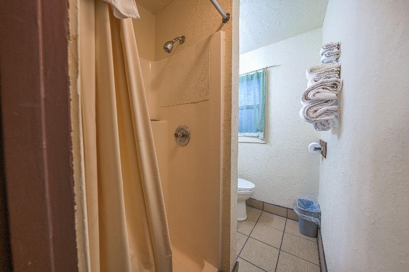 OYO Hotel Portland OR near Airport image