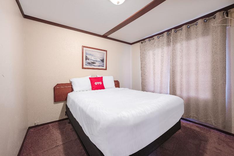 OYO Hotel Portland OR near Airport image