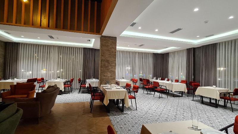 Deluxe Park Qusar Resort & Spa Hotel image