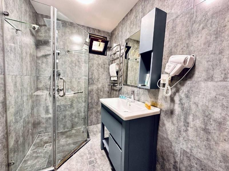 Deluxe Park Qusar Resort & Spa Hotel image