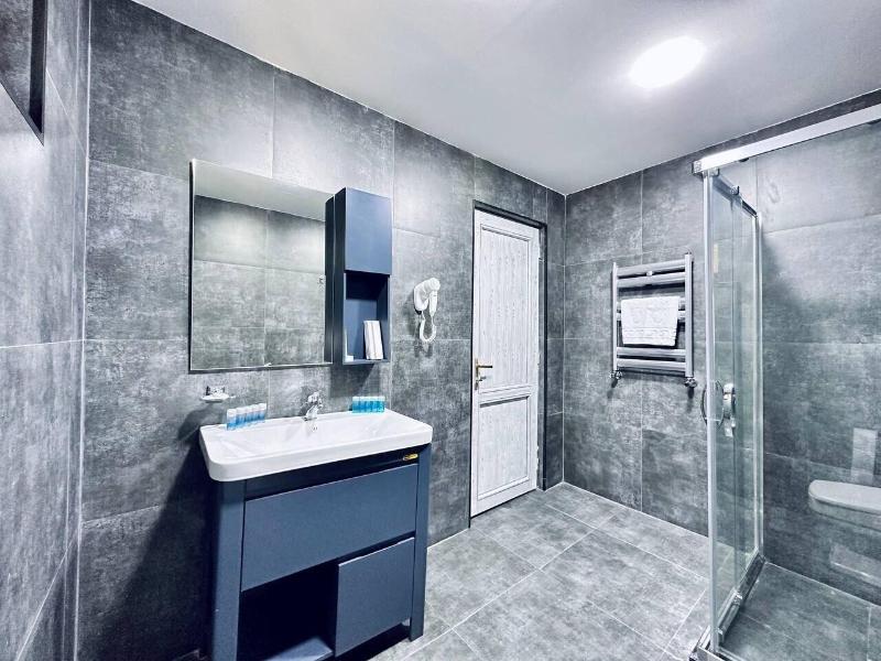 Deluxe Park Qusar Resort & Spa Hotel image