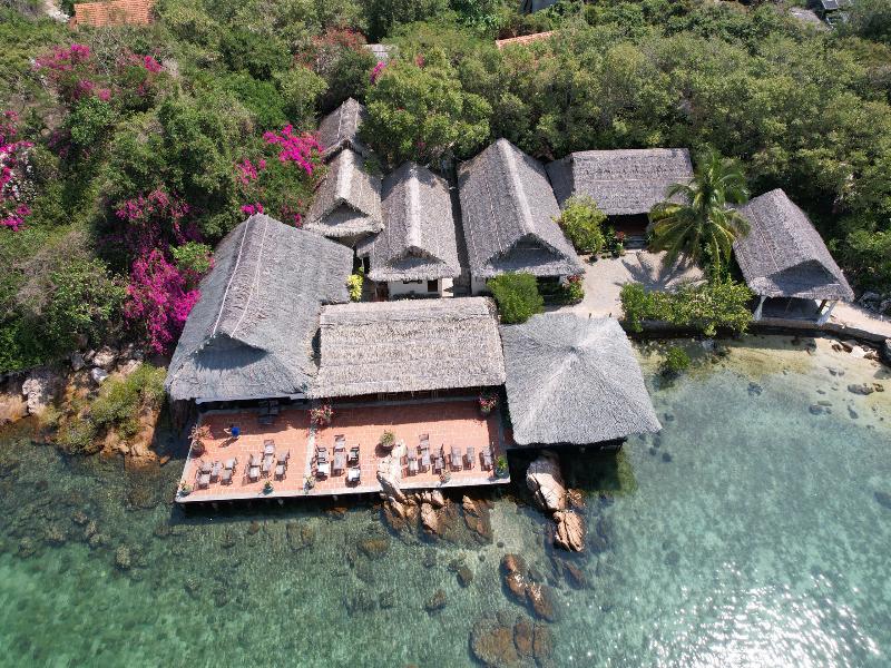 Whale Island Resort image