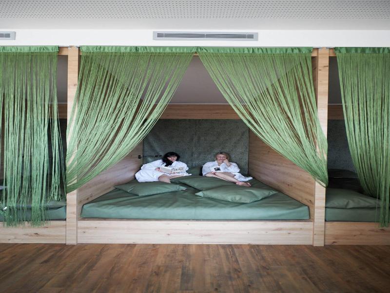 Rebhan S Business Wellness Hotel image