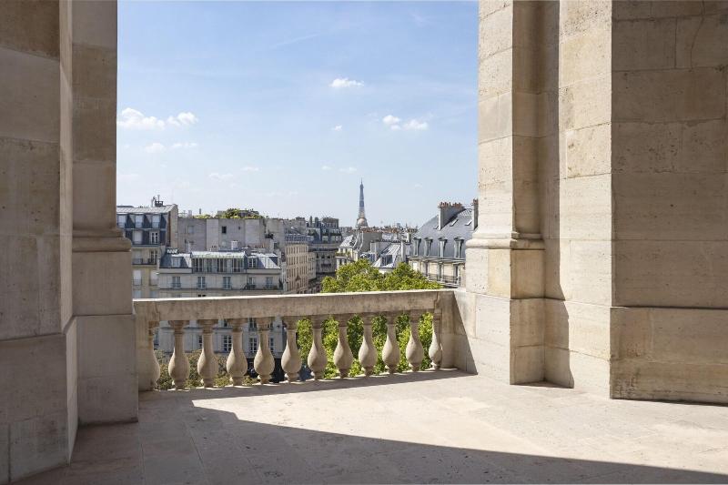 Ha Tel Bonaparte image