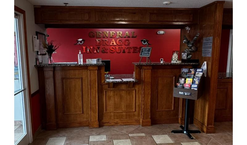 General Bragg Inn & Suites Chickamauga image