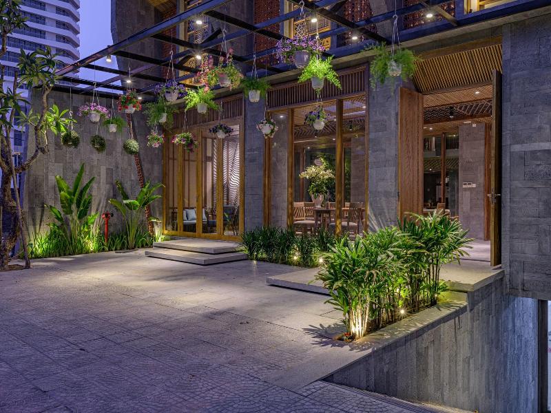 Le Boutique Danang image